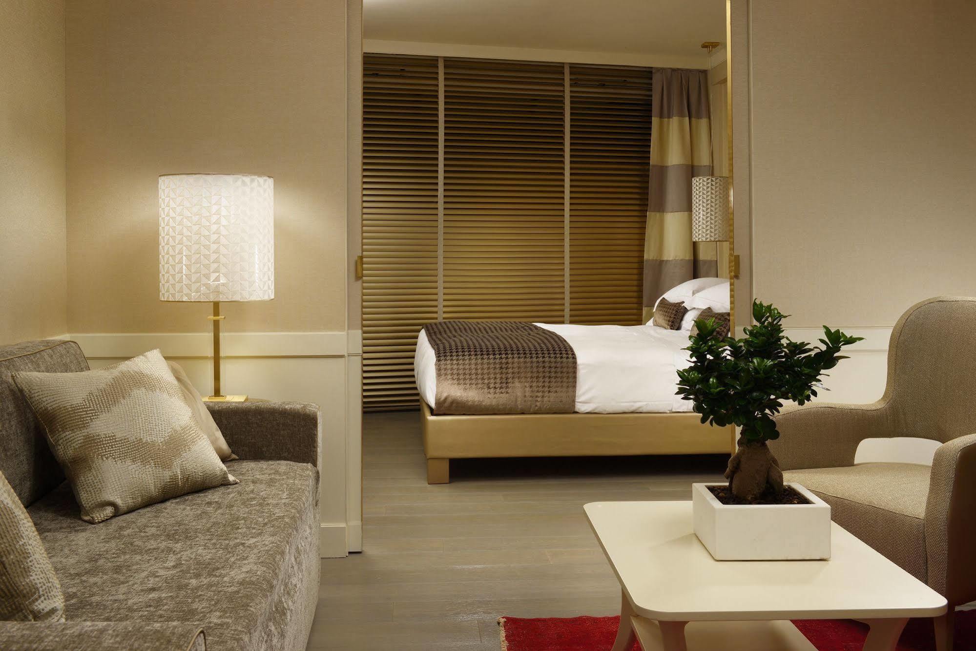 Ponte Vecchio Suites & Spa Florence Ngoại thất bức ảnh