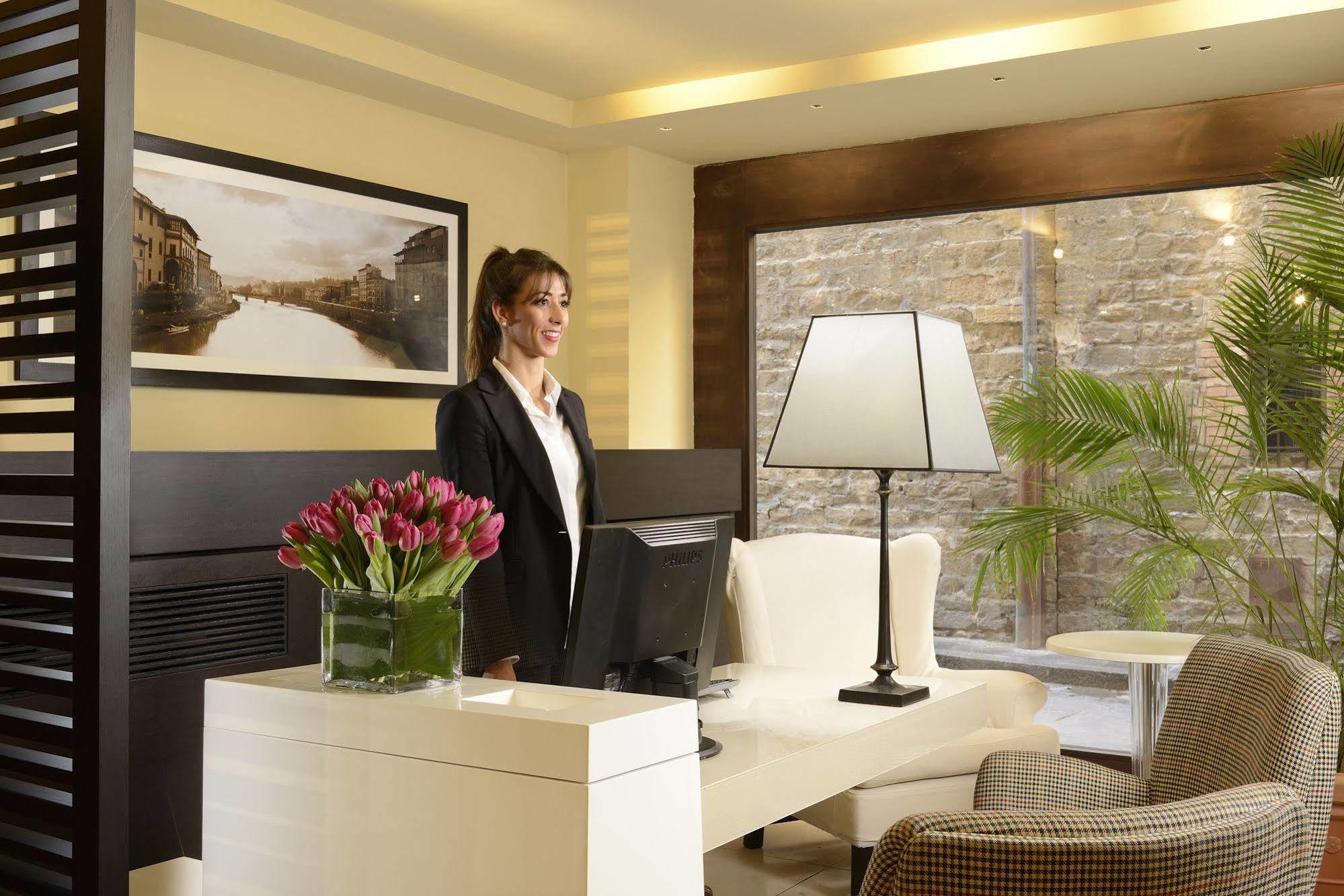 Ponte Vecchio Suites & Spa Florence Ngoại thất bức ảnh